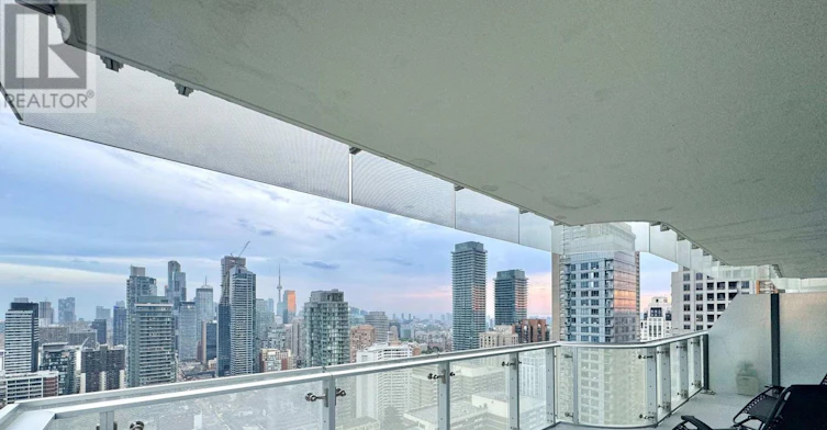 1 Bloor Street E, Toronto, ON, M4W 0A8 - 8
