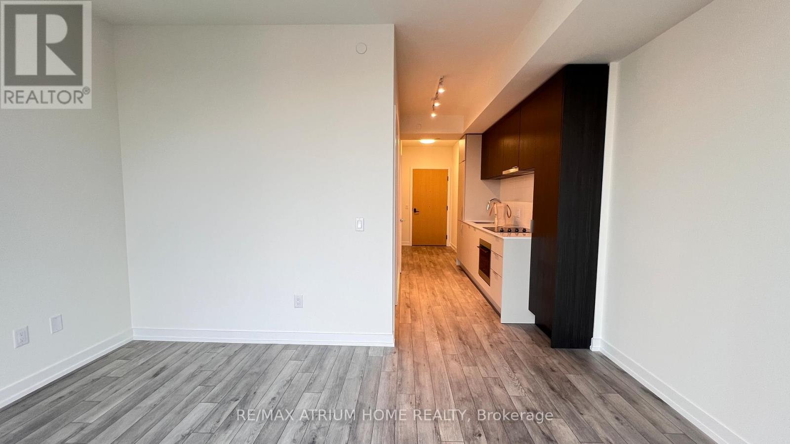 4705-89 Church Street, Toronto, ON, M5C 2G3 - 17