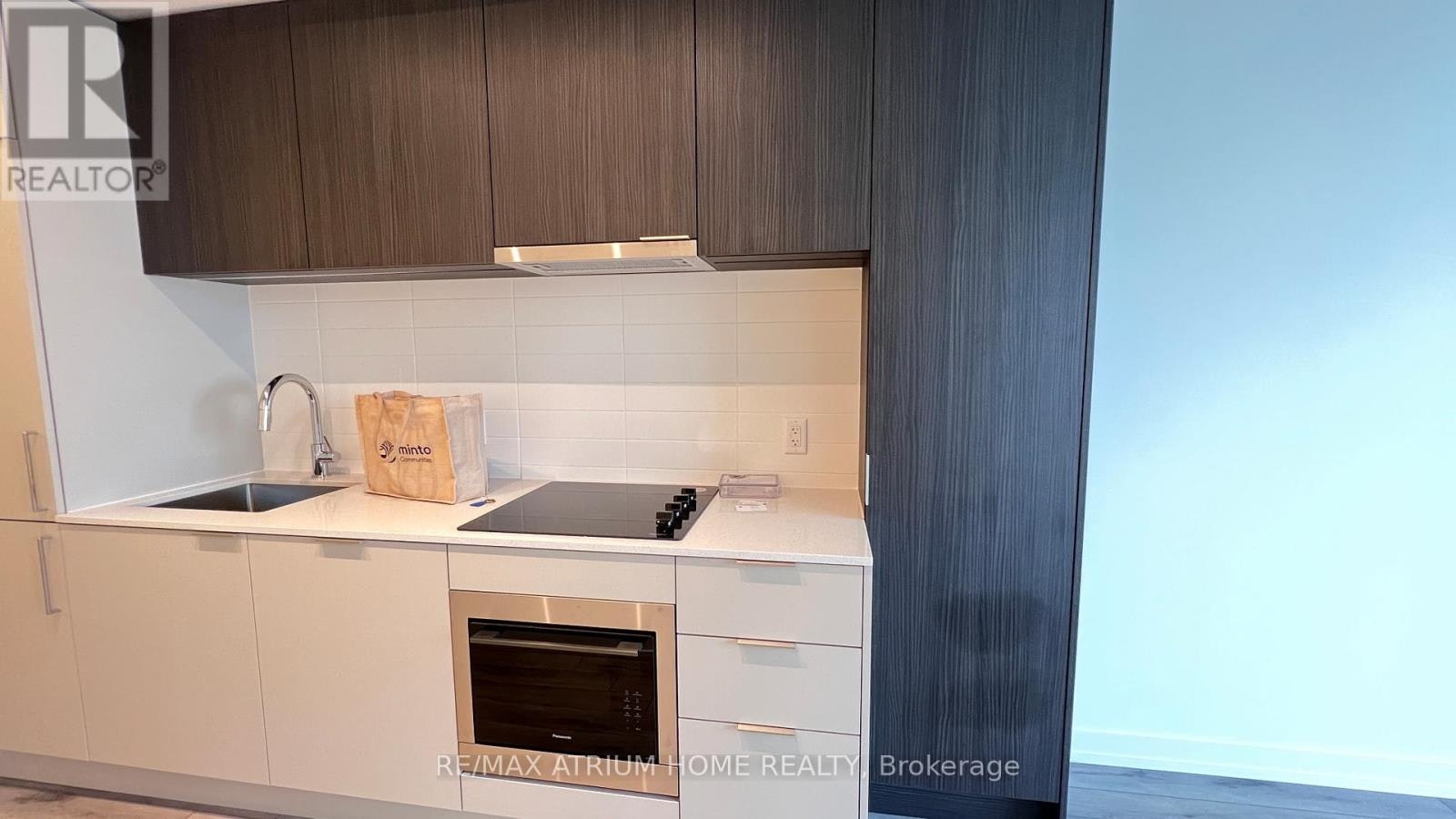 4705-89 Church Street, Toronto, ON, M5C 2G3 - 10