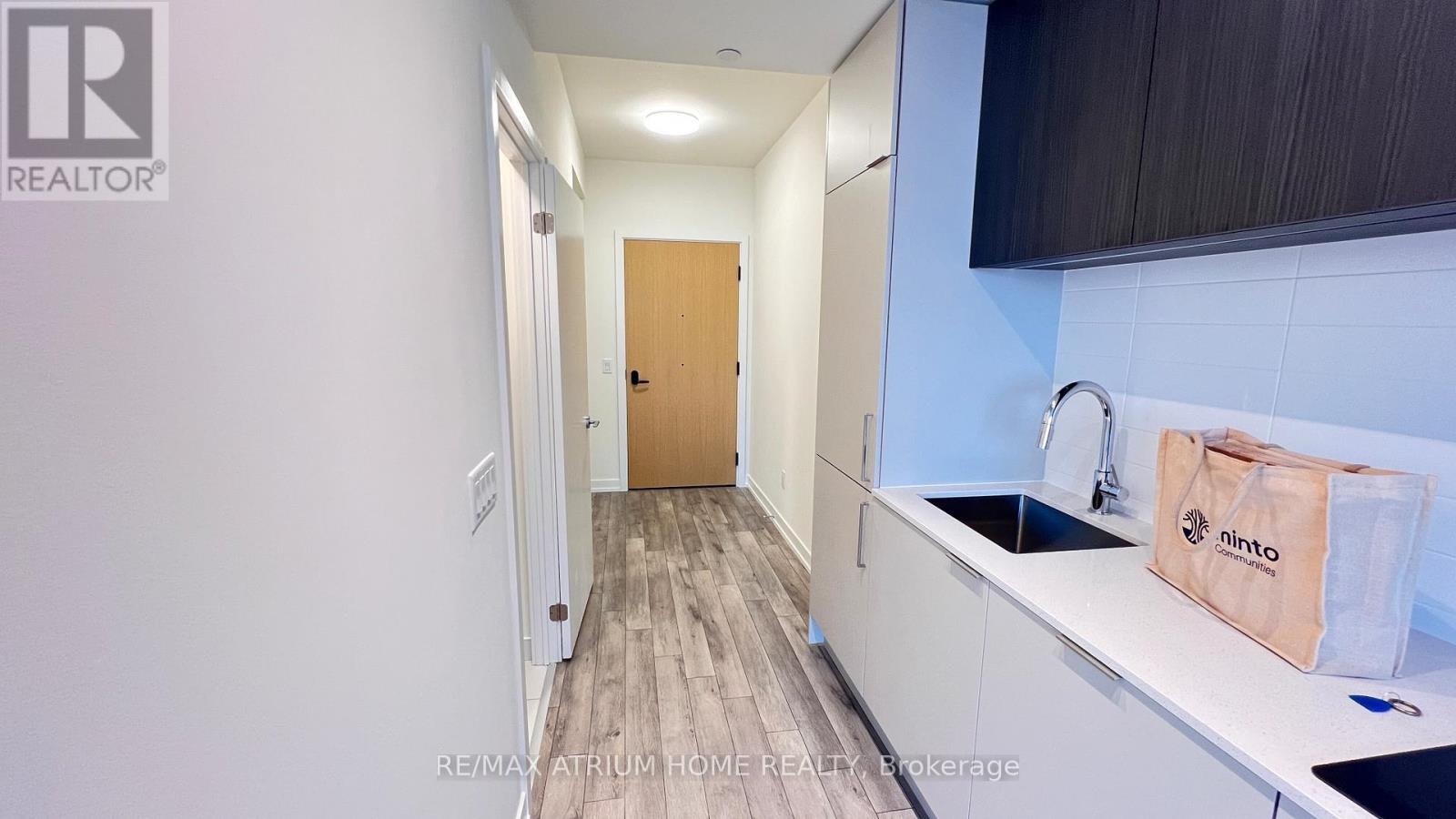 4705-89 Church Street, Toronto, ON, M5C 2G3 - 22