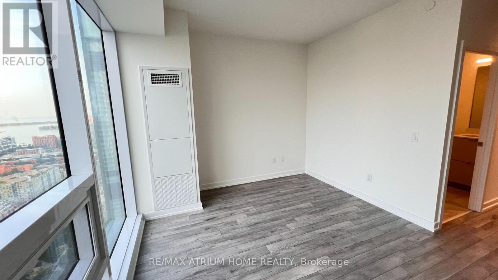 4705-89 Church Street, Toronto, ON, M5C 2G3 - 15