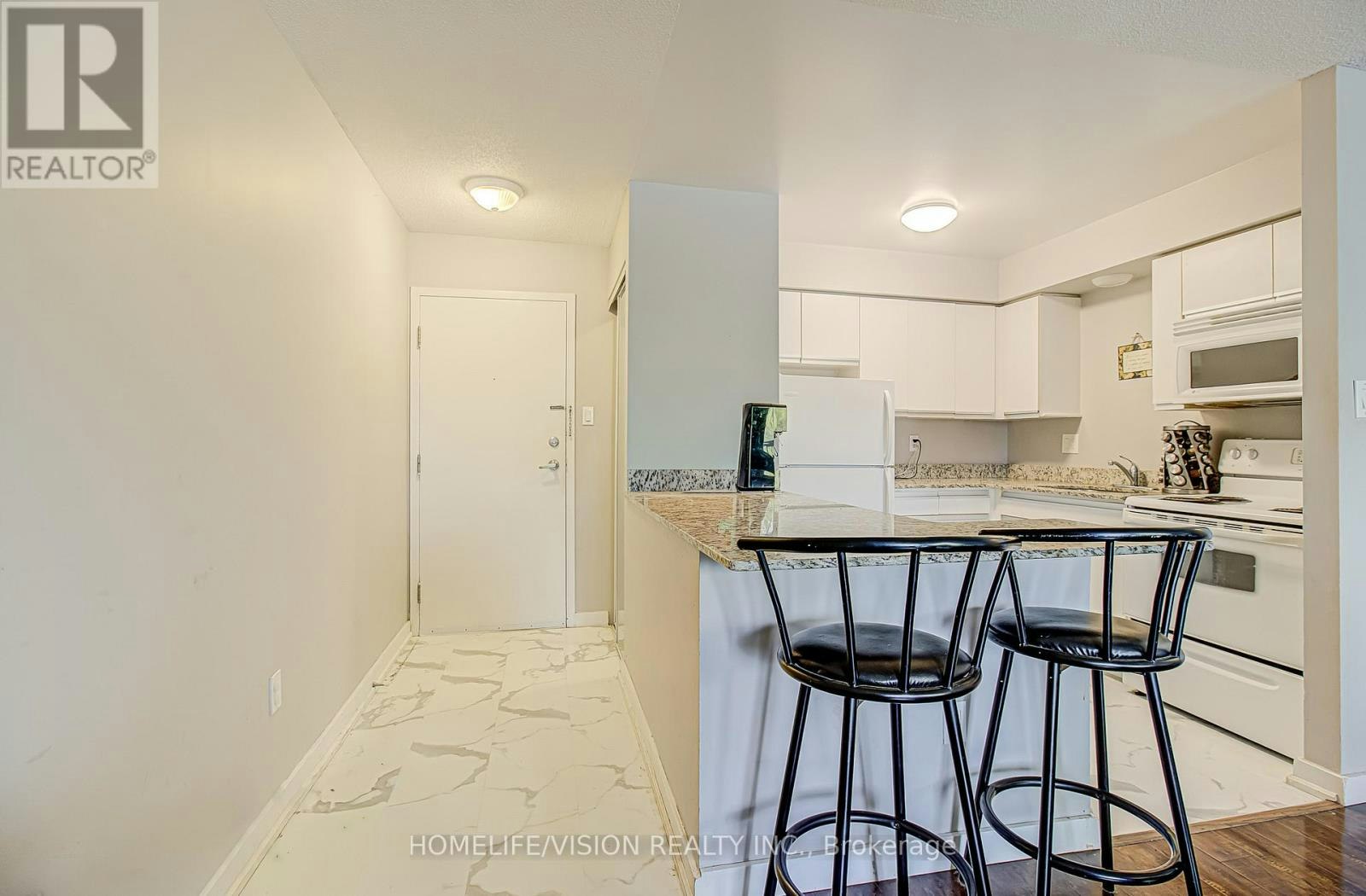 310-271 Eiwo Court, Waterloo, ON, N2K 2M8