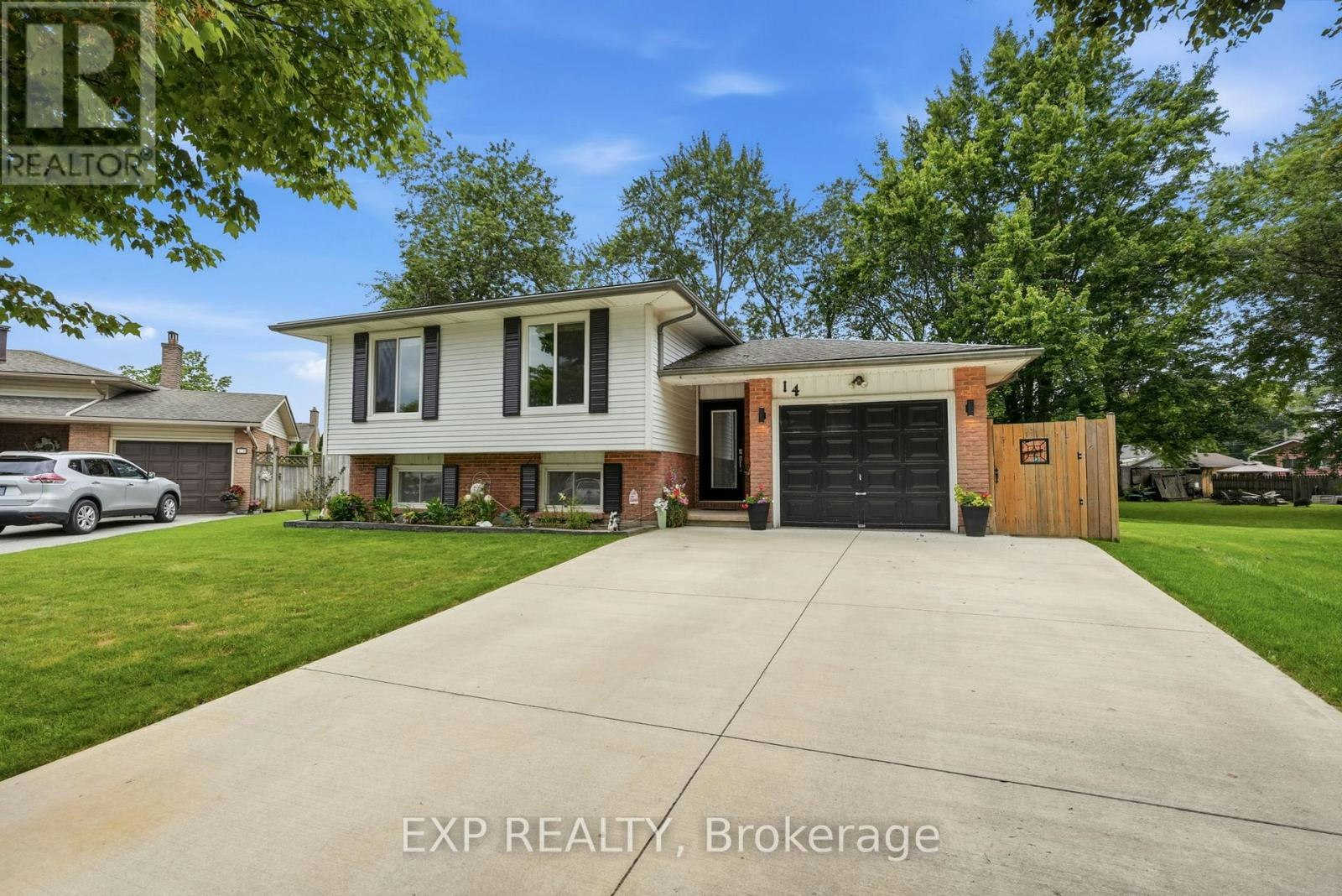 14 Apple Court, Welland, ON, L3C 6B7