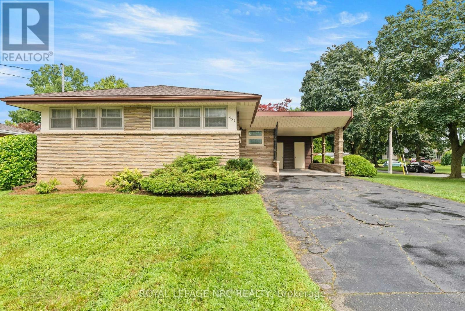552 Bunting Road, St. Catharines, ON, L2M 3A5