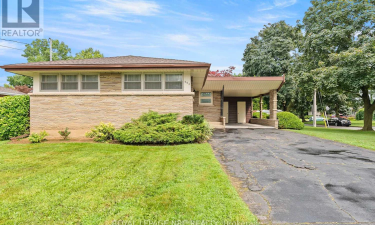 552 Bunting Road