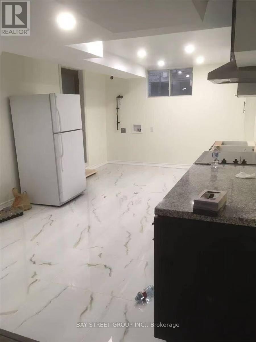 BSMT-191 Pleasant Avenue, Toronto, ON, M2M 1M4 - 2