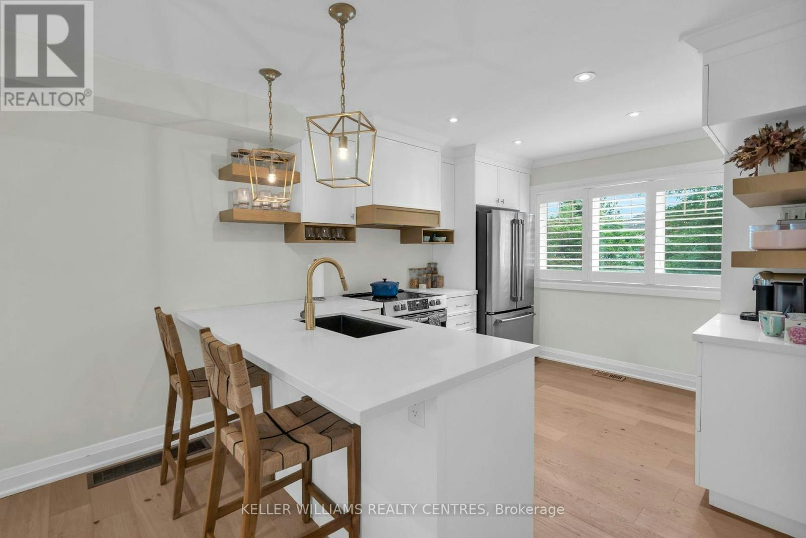 37 Bowler Street, Aurora, ON, L4G 7H7