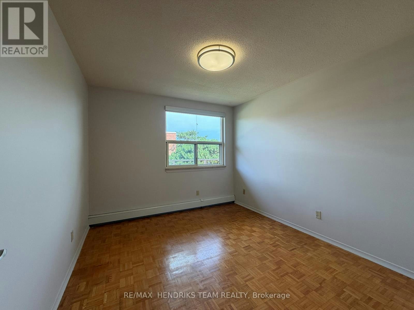 409-39 Leaside Drive, St. Catharines, ON, L2M 4G2 - 5