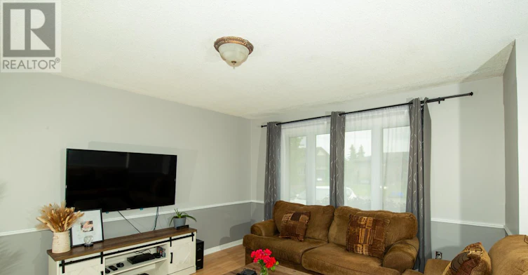47 Elmvale Crescent, Port Colborne, ON, L3K 5X1 - 9