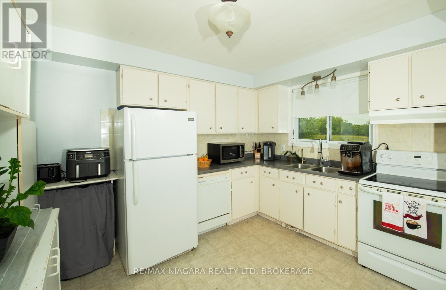 47 Elmvale Crescent, Port Colborne, ON, L3K 5X1 - 5