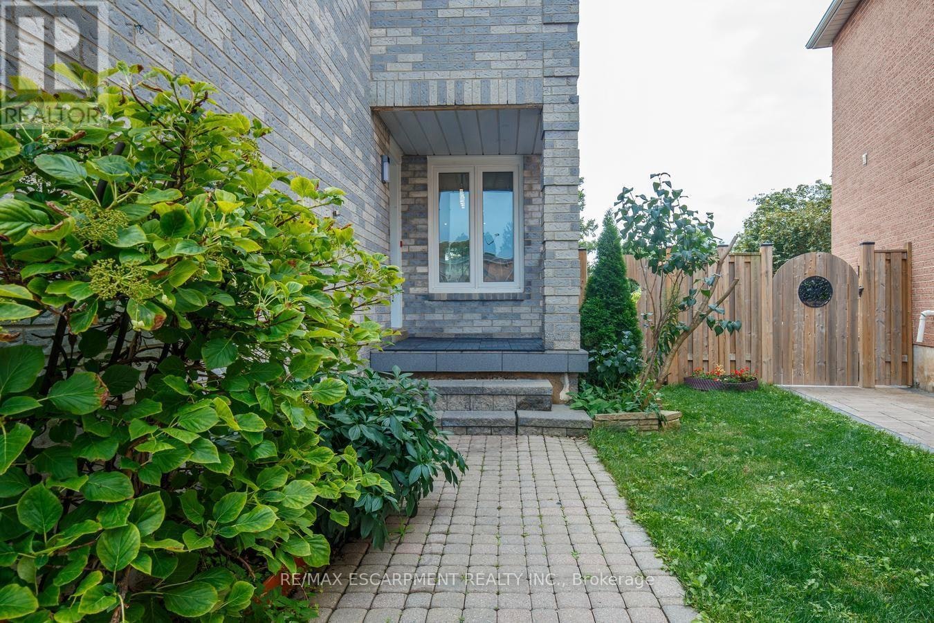 2790 Huntingdon Trail, Oakville, ON, L6J 7G5 - 2