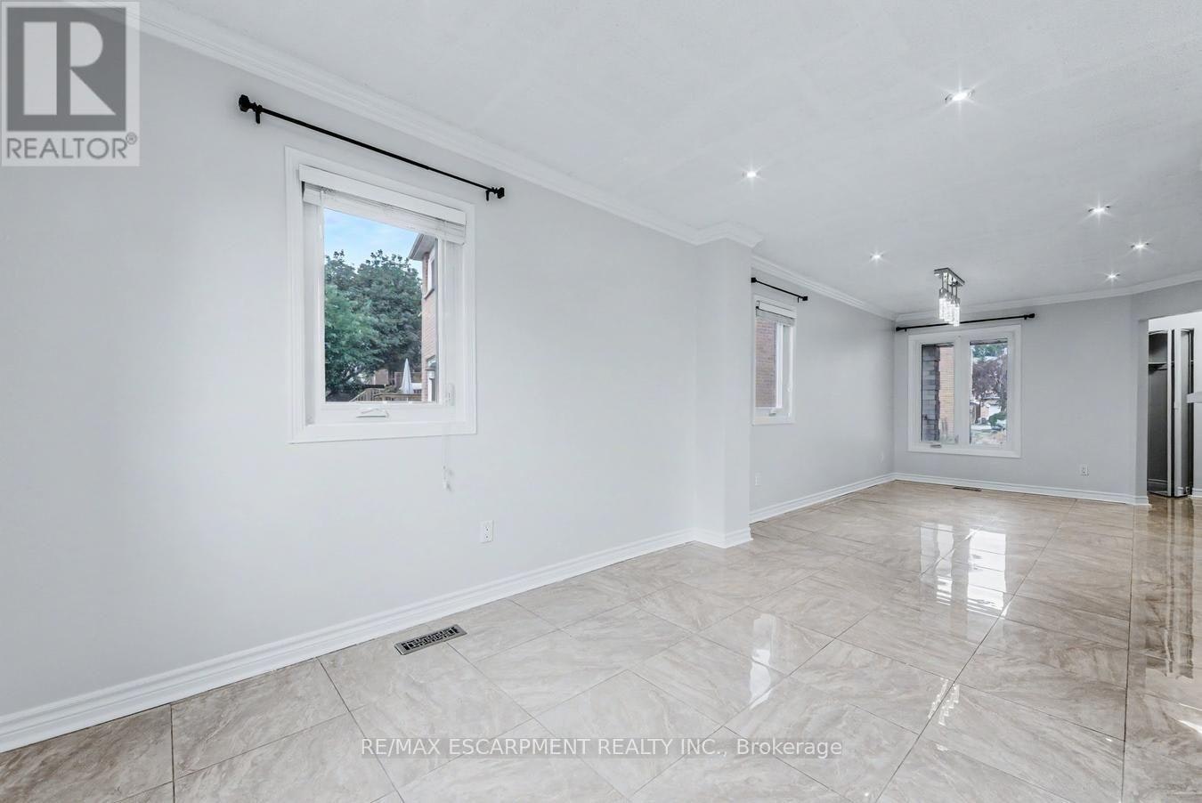 2790 Huntingdon Trail, Oakville, ON, L6J 7G5 - 7
