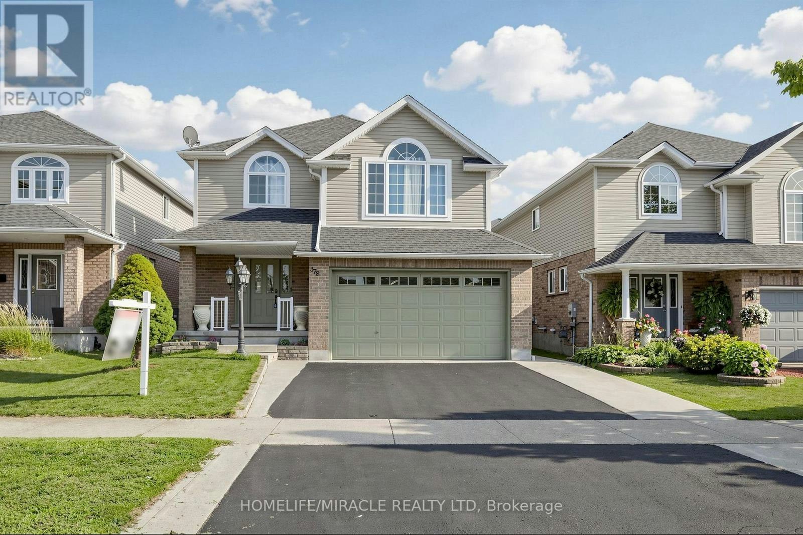 378 Mountain Laurel Crescent, Kitchener, ON, N2E 4B7