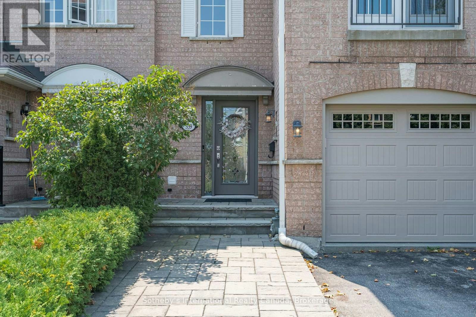 339 Ravineview Way, Oakville, ON, L6H 6S6