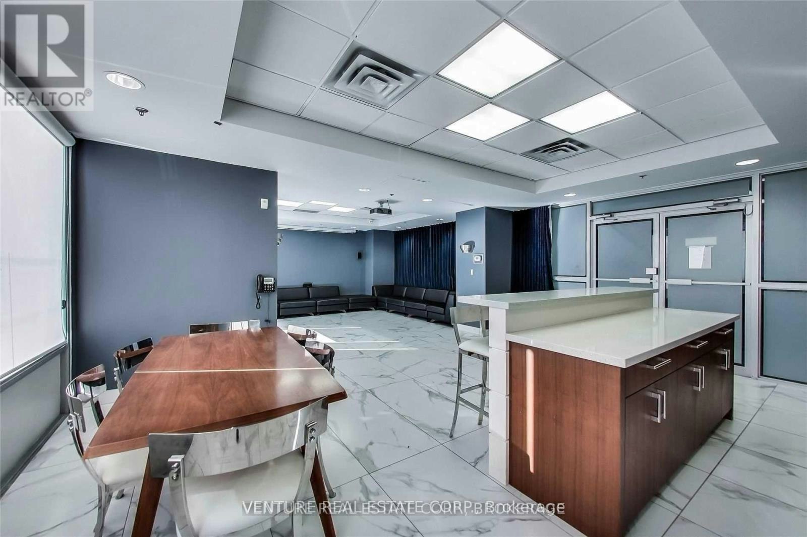 209-1029 King Street W, Toronto, ON, M6K 3M9 - 27
