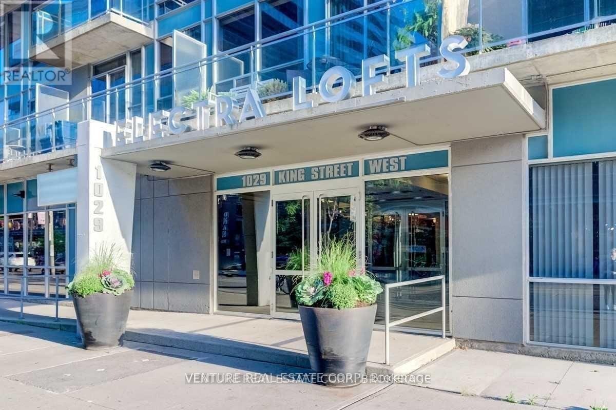 209-1029 King Street W, Toronto, ON, M6K 3M9 - 2