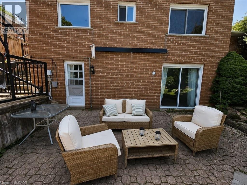 Basement-2351 Woking Crescent, Mississauga, ON, L5K 1Z5