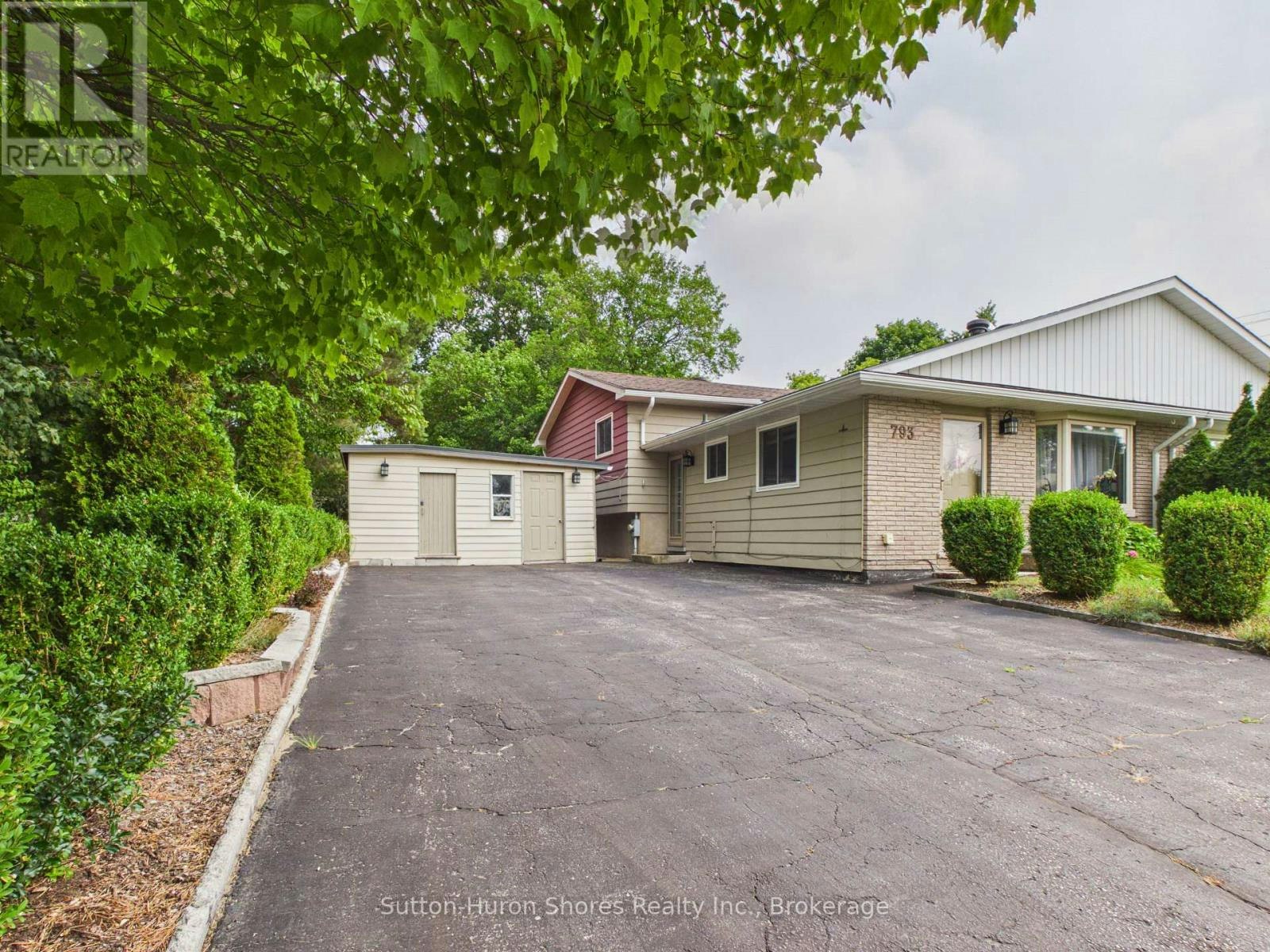 793 Ruby Street, Saugeen Shores, ON, N0H 2C4