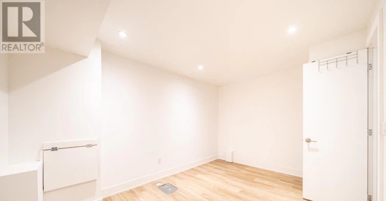 BASEMENT-49B East Drive, Toronto, ON, M6N 2N8 - 10