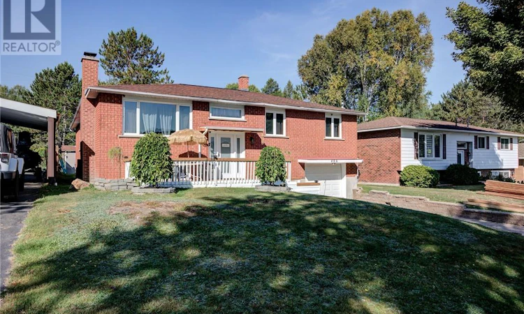 486 Bois Street