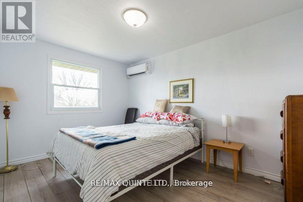 UPPER-239 Dundas Street W, Belleville, ON, K8P 1A9 - 13