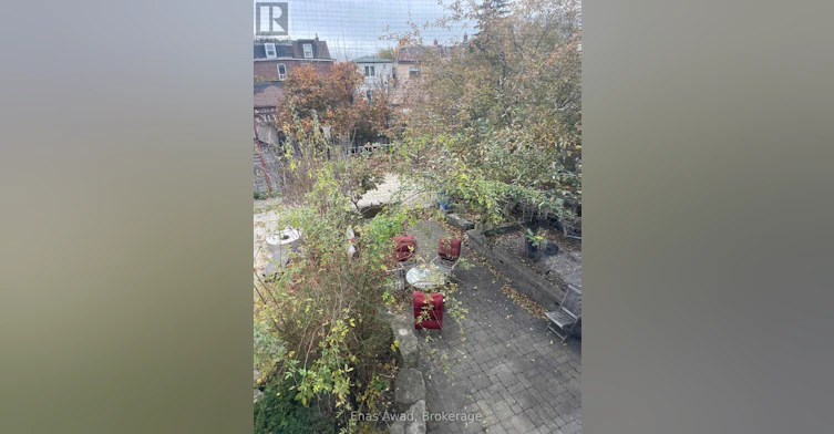 738 Manning Avenue, Toronto, ON, M6G 2W4 - 3