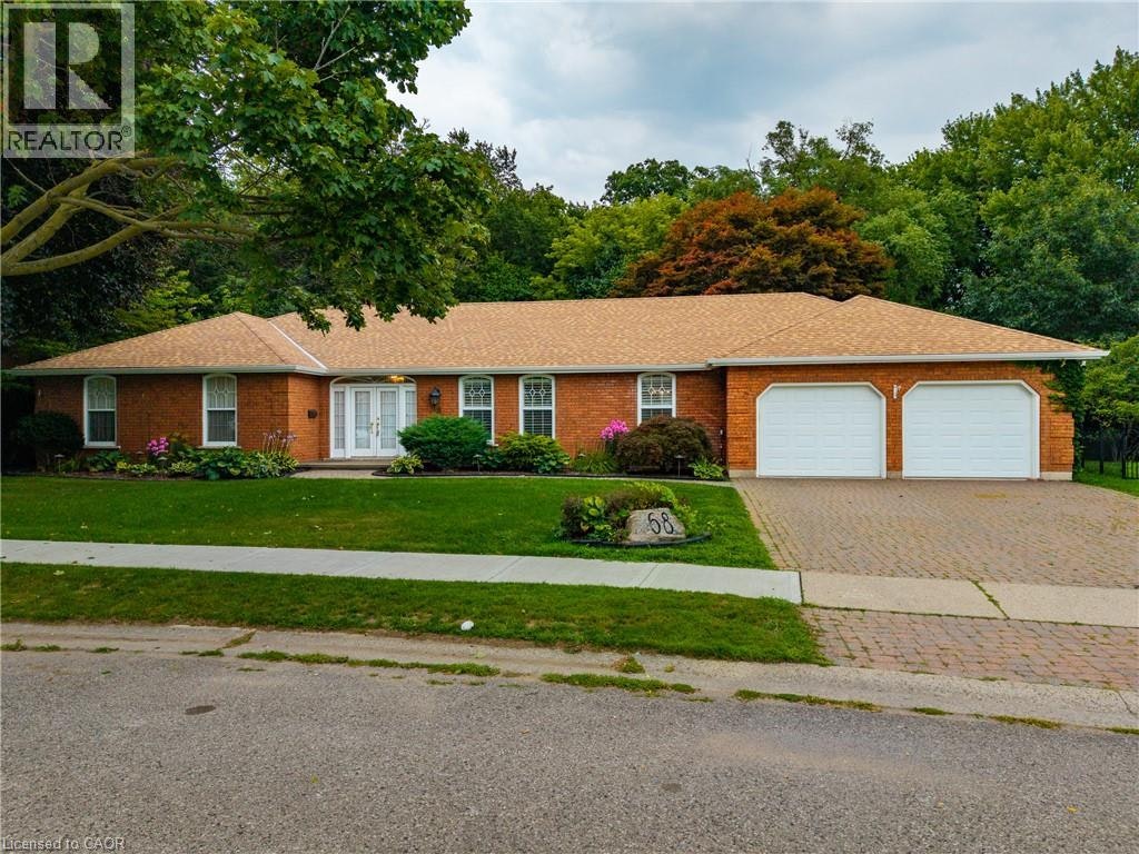 68 Royal Oak Drive, Brantford, ON, N3R 7P5