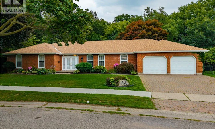 68 Royal Oak Drive
