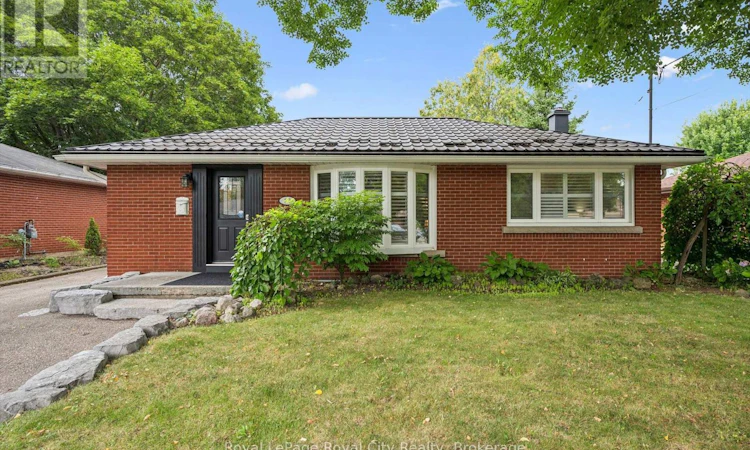 10 Sumac Place