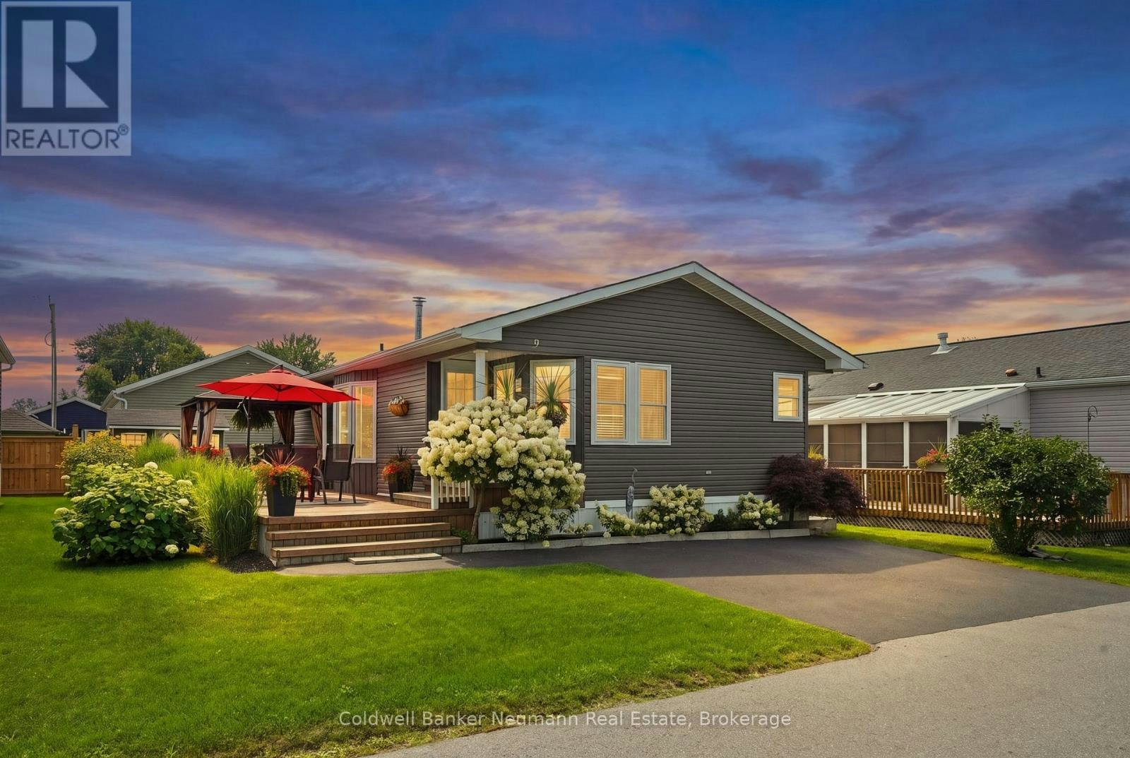 9 Basswood Road, Puslinch, ON, N0B 2J0