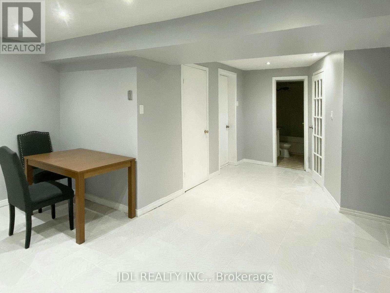 84 Adrian Crescent, Markham, ON, L3P 7A6 - 5