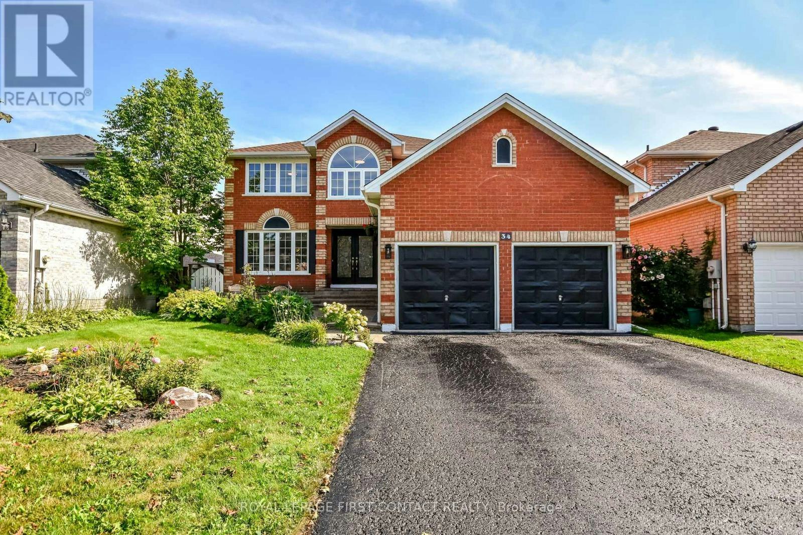 34 Bear Creek Drive, Barrie, ON, L4N 9M6