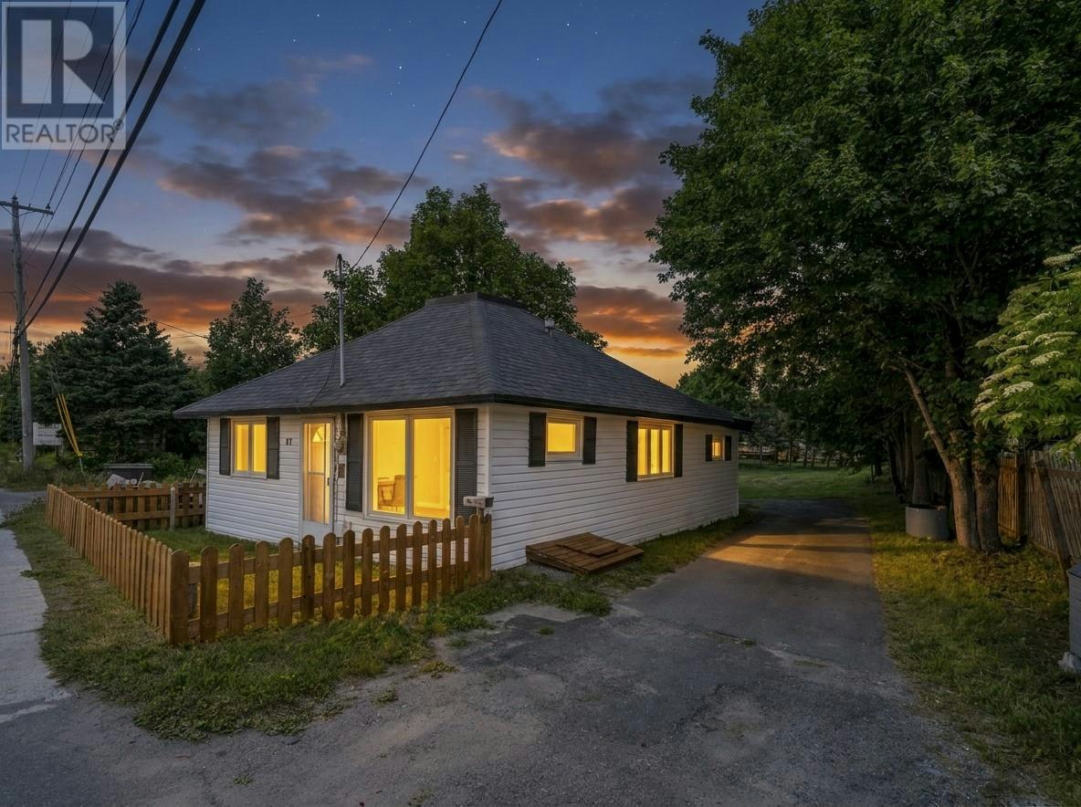 87 Conception Bay Highway, Bay Roberts, NL, A0A 1G0