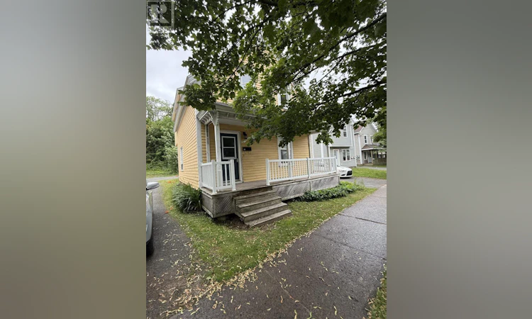 34 Hawthorne Street