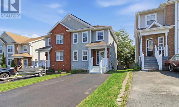 30 Outrigger Crescent