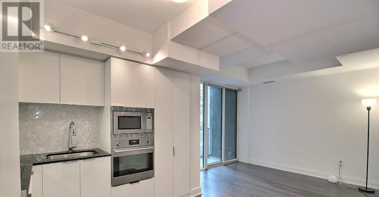 403-955 Bay Street, Toronto, ON, M5S 0C6 - 4