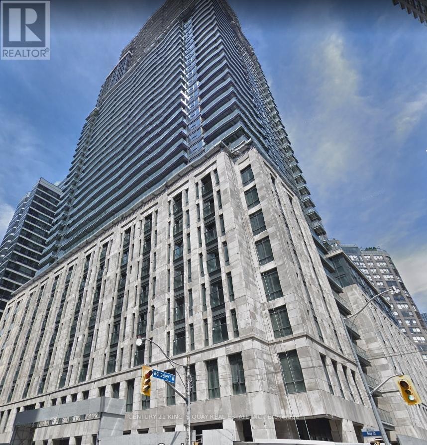 403-955 Bay Street, Toronto, ON, M5S 0C6