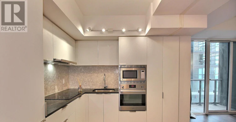 403-955 Bay Street, Toronto, ON, M5S 0C6 - 5
