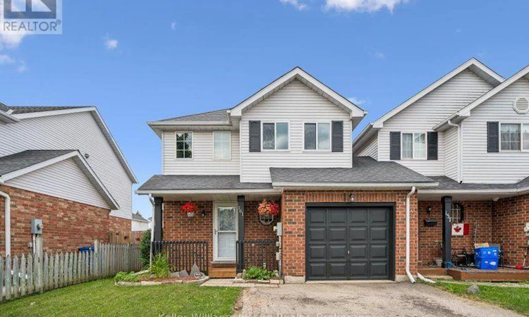 161 Tait Crescent