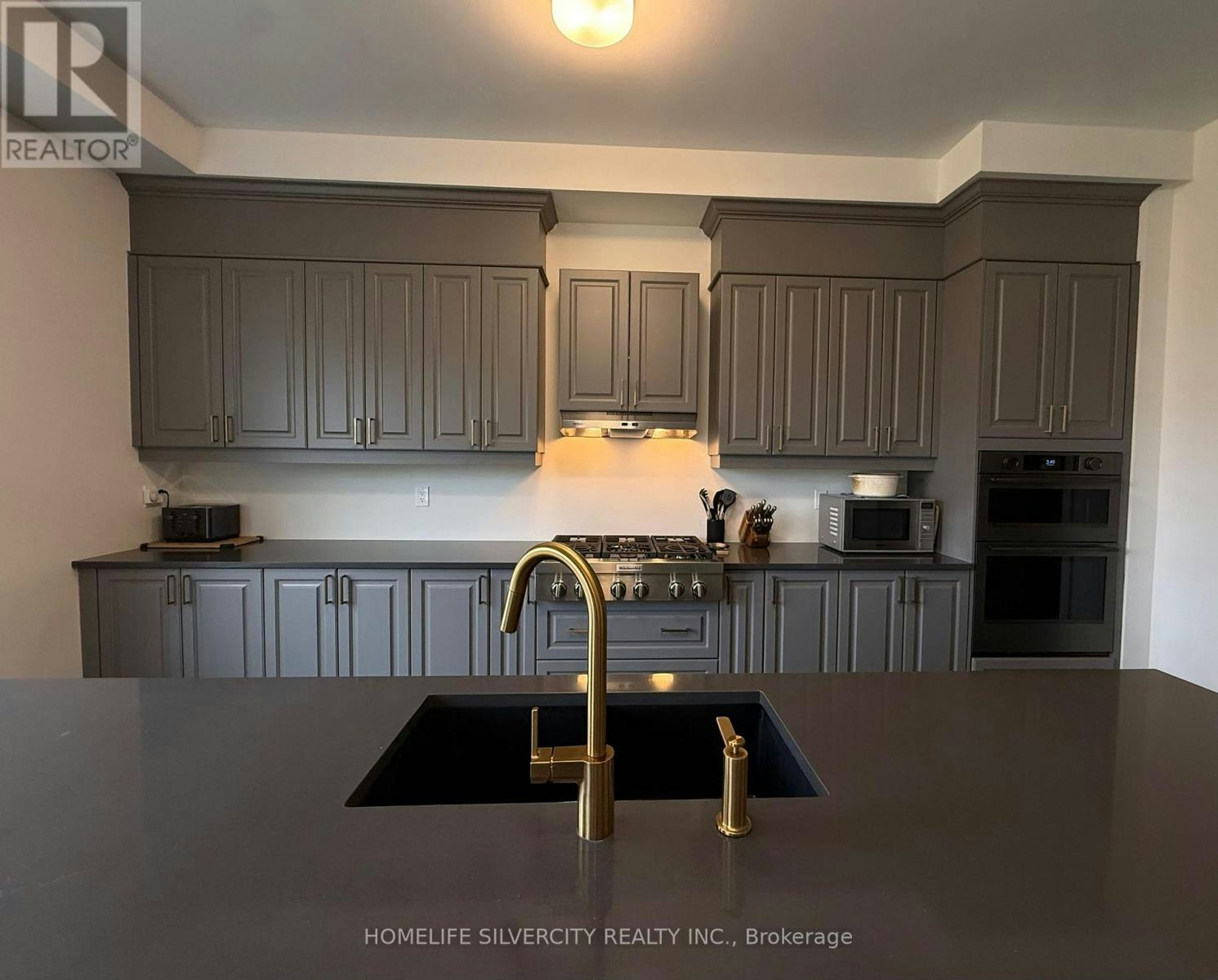 23 Marigold Boulevard E, Adjala-Tosorontio, ON, L0G 1W0 - 4