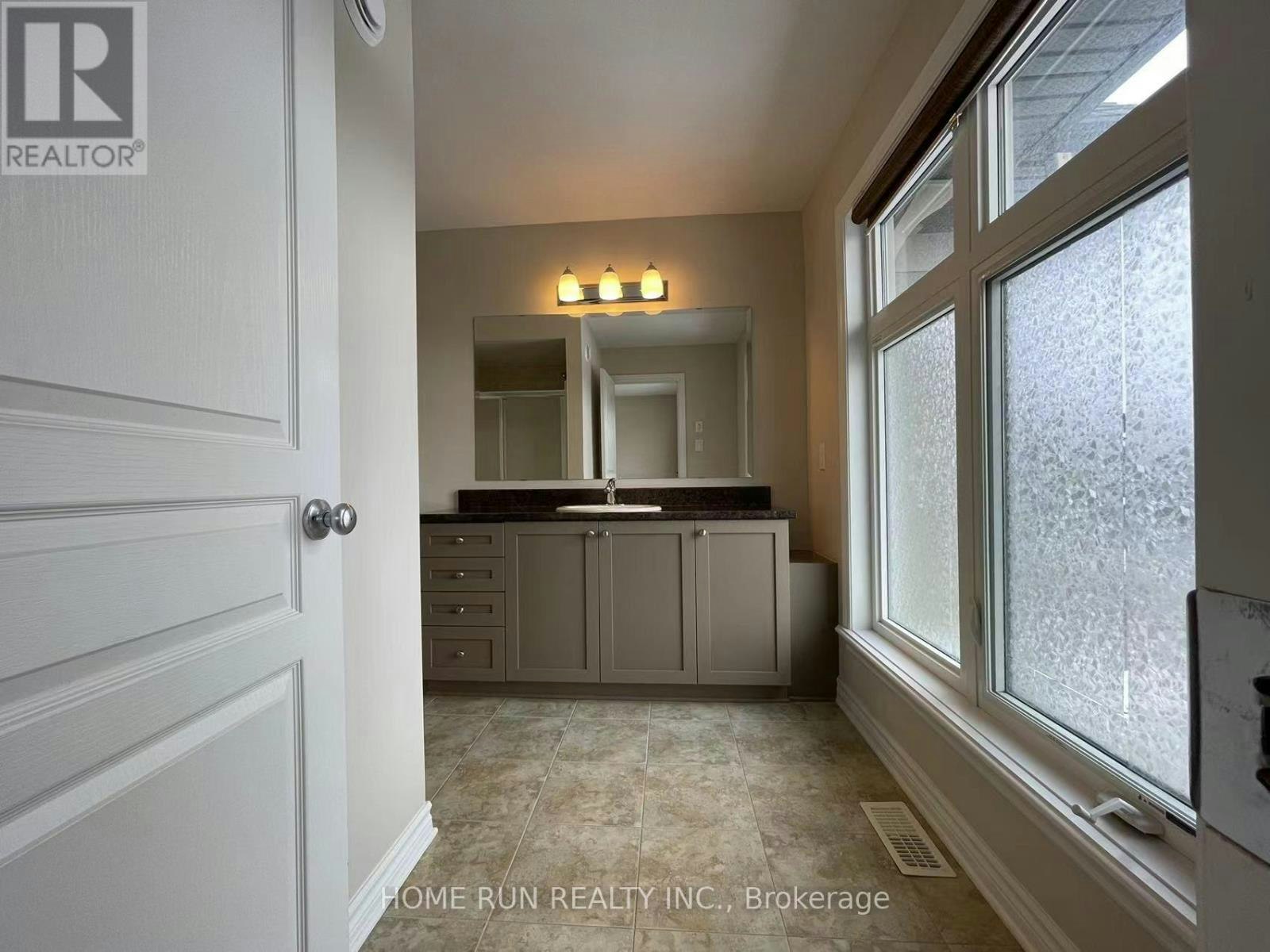 333 Ardmore Street, Ottawa, ON, K4M 0E1 - 9