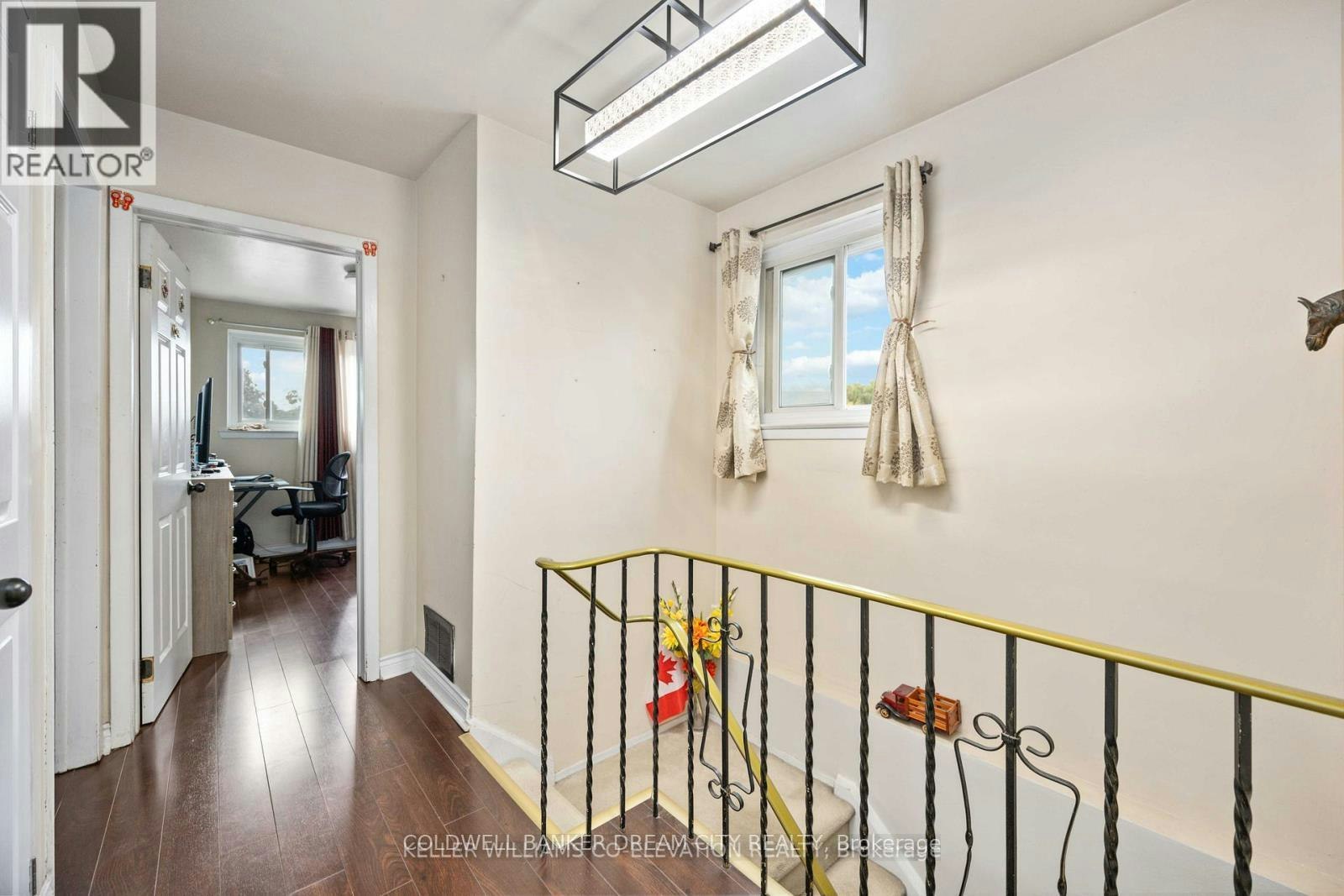 UPPER-3073 Ireson Court, Mississauga, ON, L4T 1N7 - 4