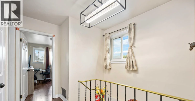 UPPER-3073 Ireson Court, Mississauga, ON, L4T 1N7 - 4