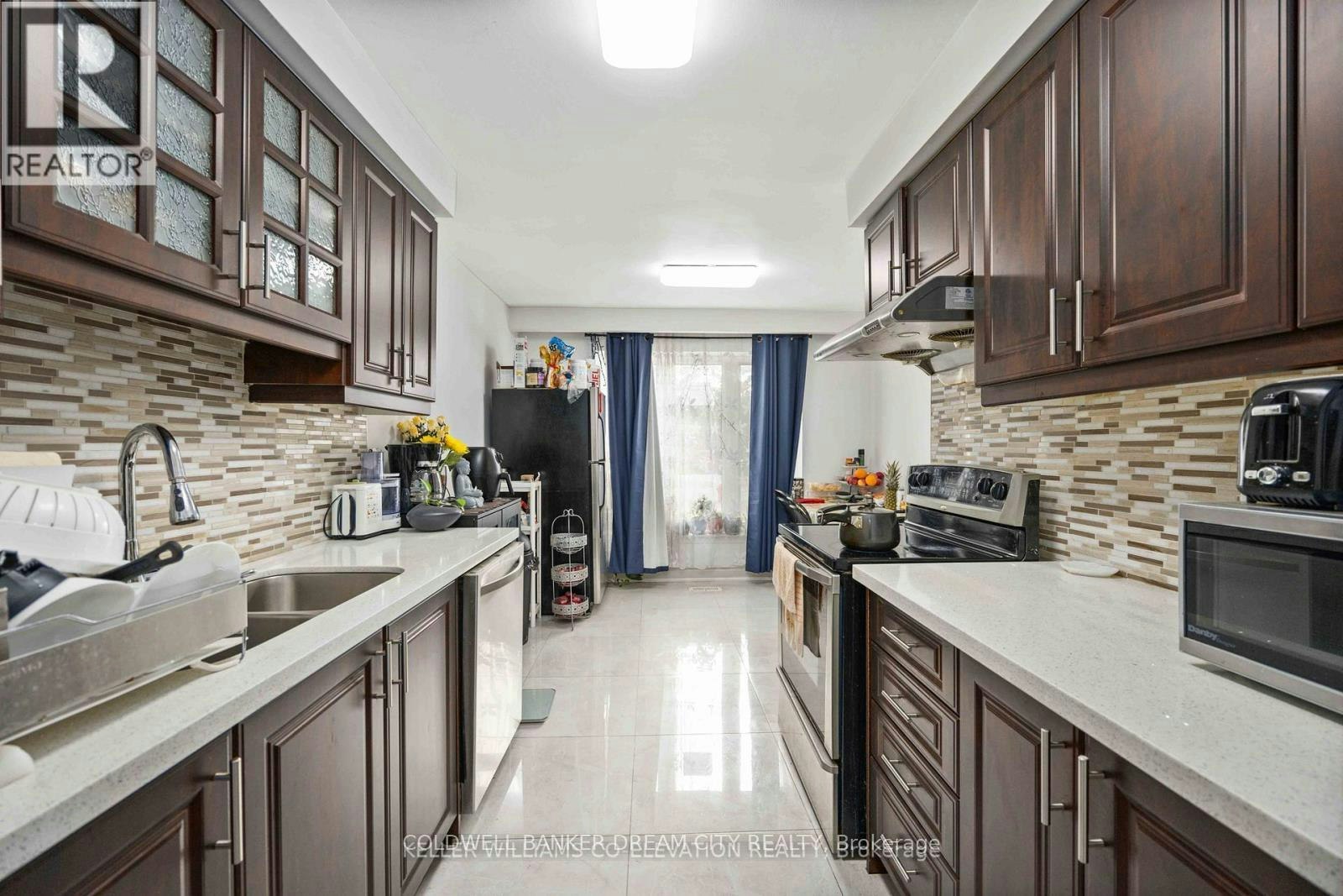 UPPER-3073 Ireson Court, Mississauga, ON, L4T 1N7 - 3