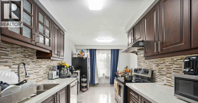 UPPER-3073 Ireson Court, Mississauga, ON, L4T 1N7 - 3