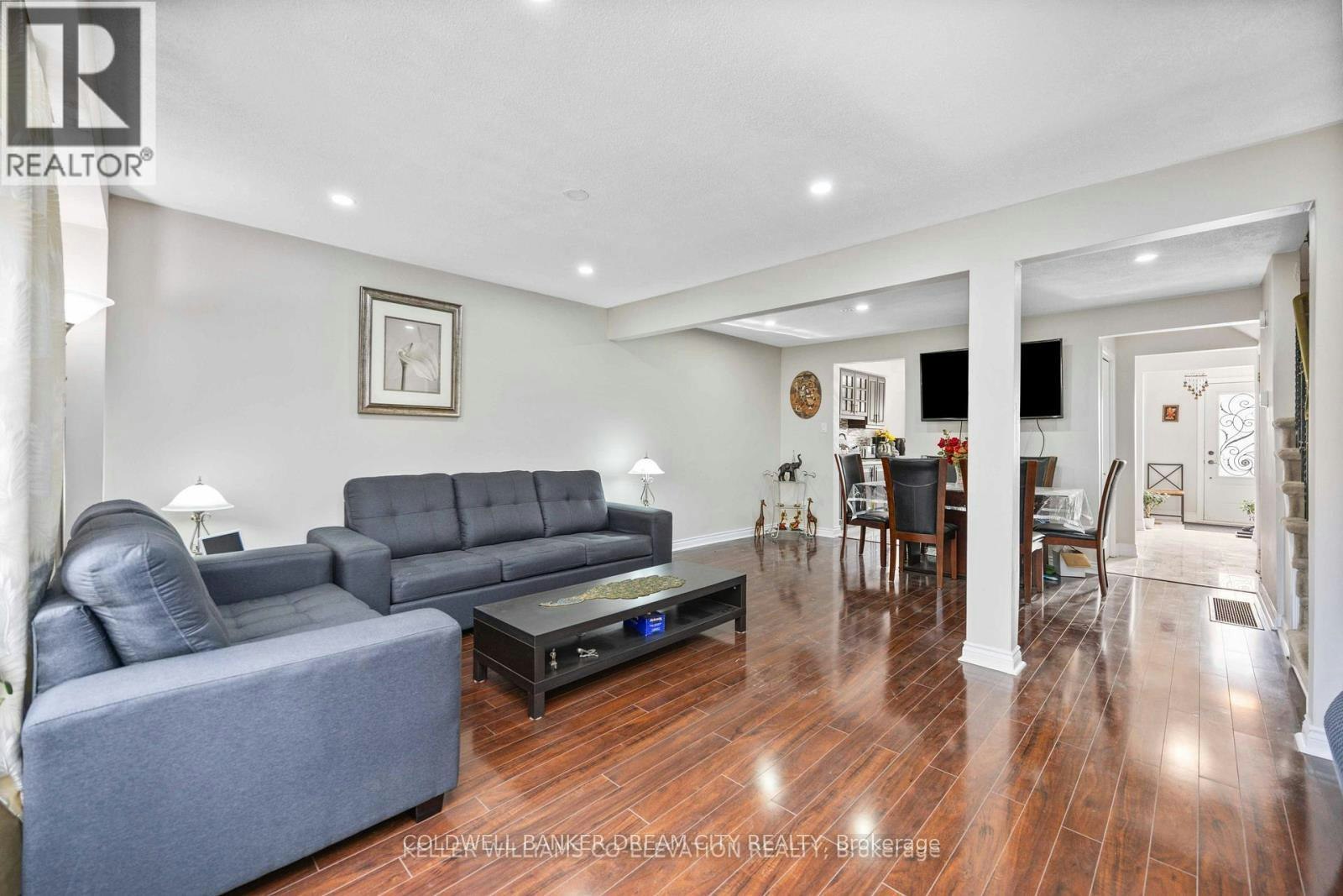 UPPER-3073 Ireson Court, Mississauga, ON, L4T 1N7 - 2