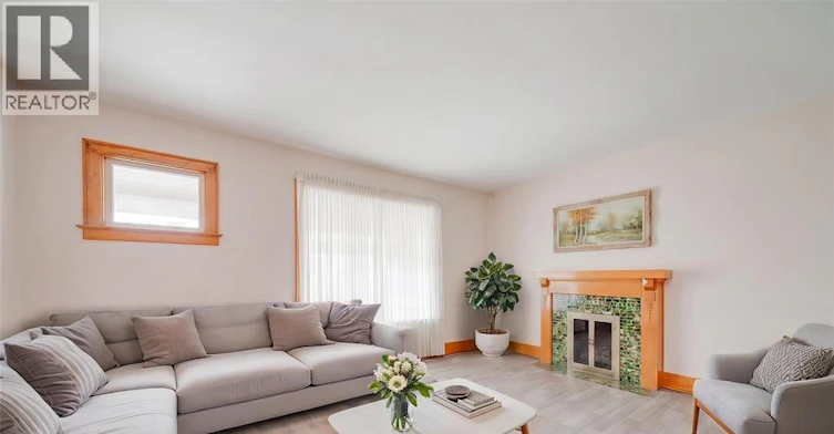 1333 Windermere, Windsor, ON, N8Y 3G1 - 4
