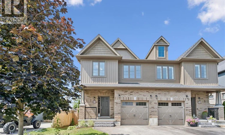 898 Gzowski Street