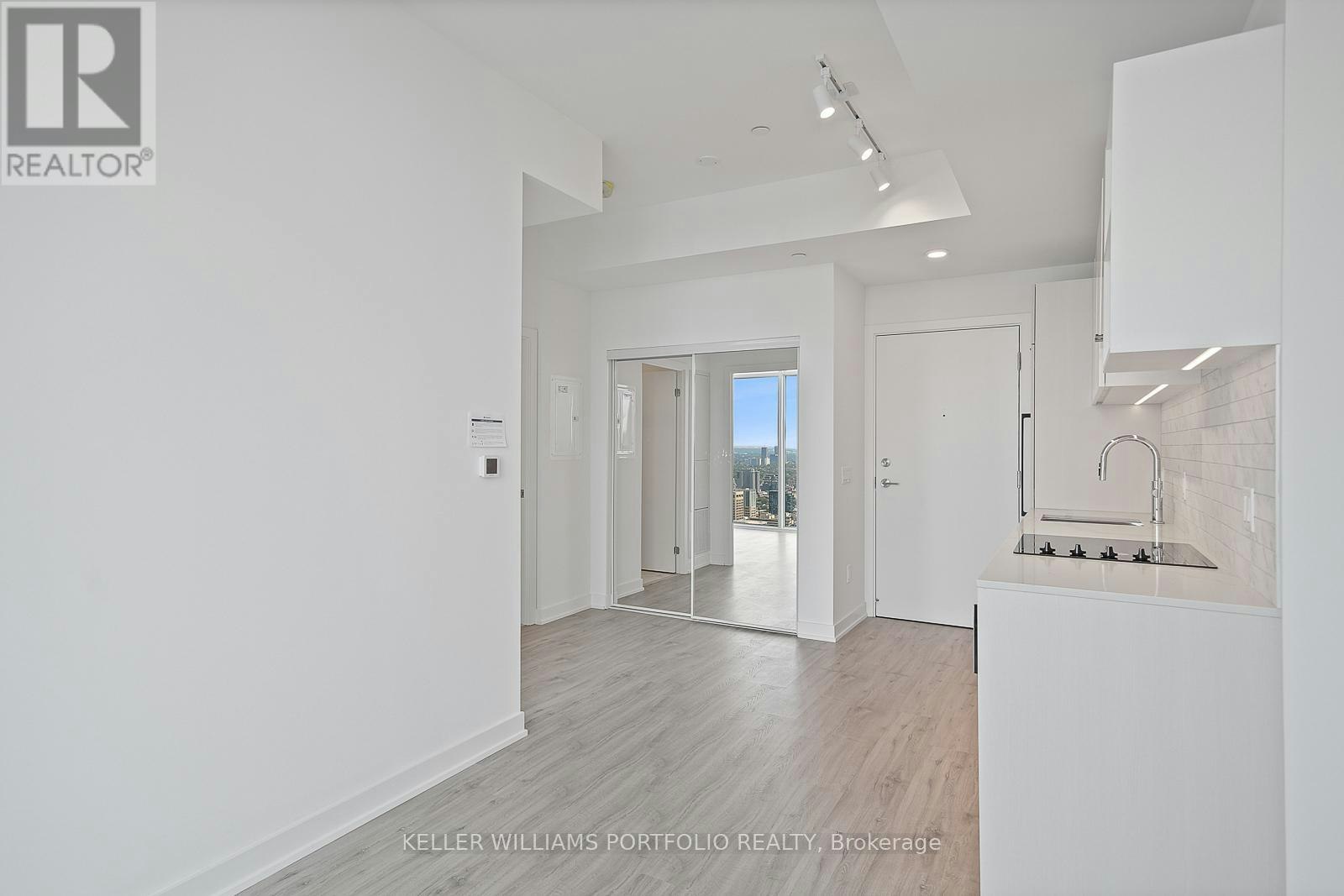 PH16-252 Church Street, Toronto, ON, M5B 0E6 - 9