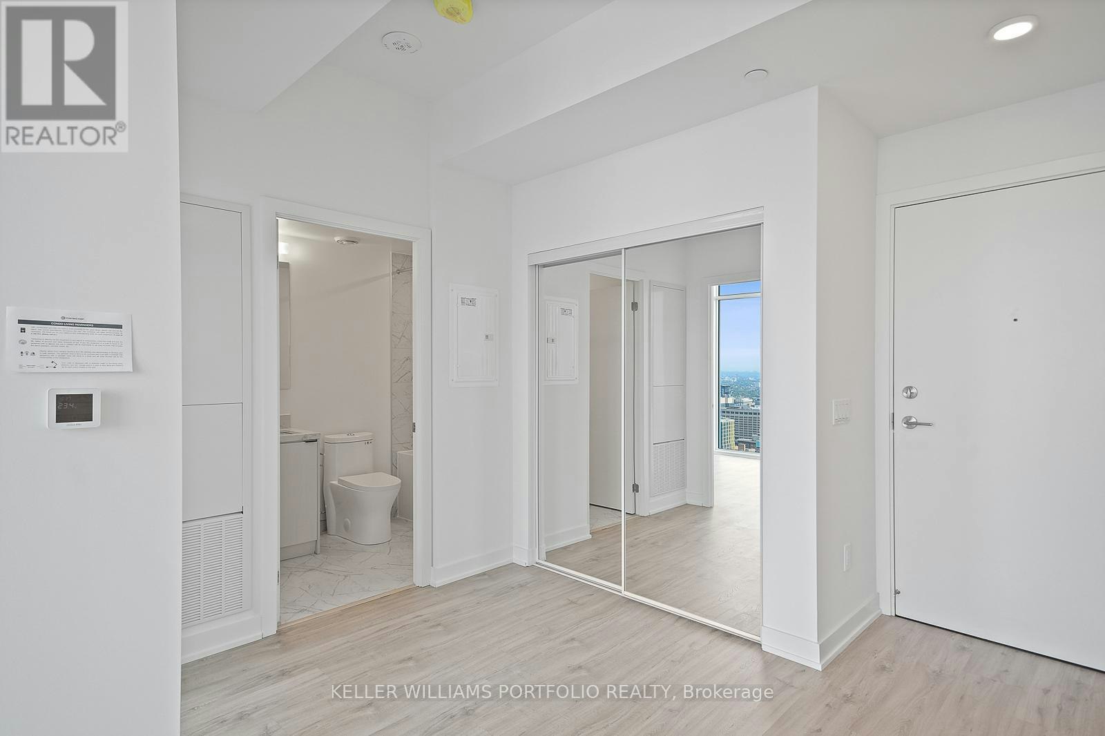 PH16-252 Church Street, Toronto, ON, M5B 0E6 - 12